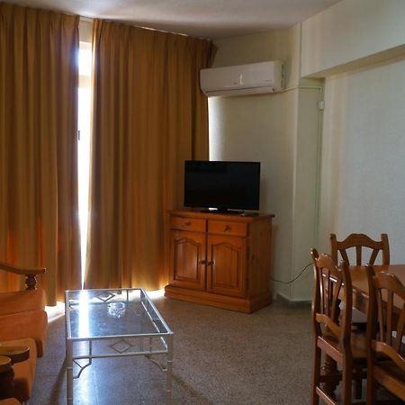 Apartamentos Astoria B - Benidorm Esterno foto